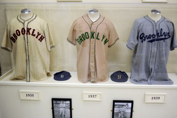 brooklyn dodgers uniform history