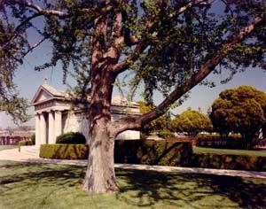 17842-mausoleu-thumb-300x236.jpg