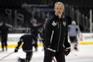 Kins coach Darryl Sutter talks to players during practice at the Staples Center in Los Angeles Tuesday, June 3, 2014. The New York Rangers will face the Los Angeles Kings for the Stanley Cup. (Photo by Hans Gutknecht/Los Angeles Daily News)