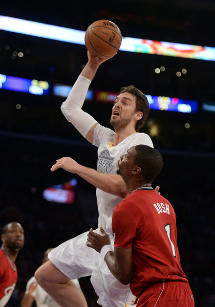 The Lakers’ Pau Gasol #16 looks to pass as the Heat's Dwyane Wade #3 defends during their game at the Staples Center December 25, 2013. The Heat beat the Lakers 101-95. (Photo by Hans Gutknecht/Los Angeles Daily News)