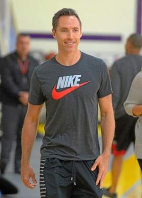 Steve Nash arrives to talk about the disappointing season and his future following his Lakers exit interview at their training facility in El Segundo, CA on Thursday, April 17, 2014. (Photo by Scott Varley, Daily Breeze) 