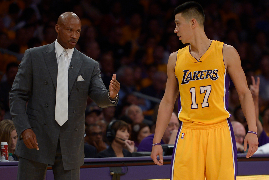 "Lakers Coach Byron Scott has a word with Lakers#17 Jeremy Lin in the first half. The Lakers played the Houston Rockets in the opening game of the 2014-2015 Season.  Los Angeles, CA. 10/28/2014 (Photo by John McCoy Daily News )"