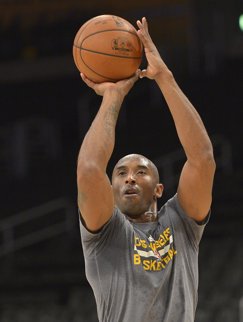 Kobe Bryant warms up before the game. The Lakers played the Minnesota Timberwolves in the opening game of the 2015-16 NBA season. Los Angeles, CA, 10/28/2015 (photo by John McCoy/Los Angeles News Group)