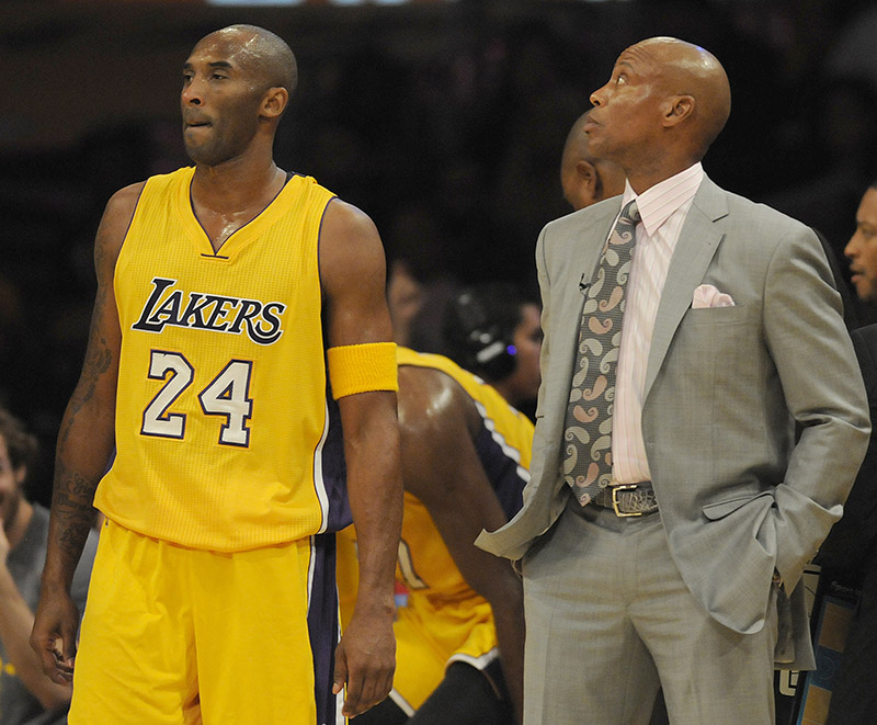 Lakers coach Byron Scott said there's "a good chance" Kobe Bryant will play on Tuesday vs. Brooklyn and on Wednesday in Denver. (photo by John McCoy/Los Angeles News Group)