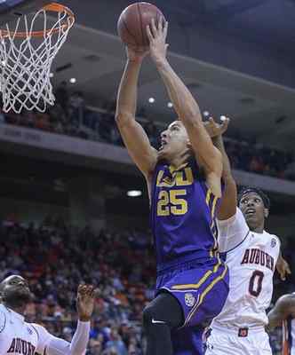 LSU freshman forward Ben Simmons is expected to be the top choice in June's NBA draft. (Julie Bennett/AL.com via AP) 