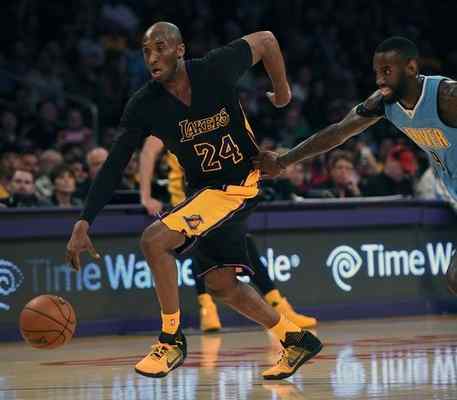 The Lakers’ Kobe Bryant #24 moves the ball up court as the Nuggets’ JaKarr Sampson #9 defends during their NBA game at the Staples Center in Los Angeles, Friday, March 25, 2016. (Photo by Hans Gutknecht/Los Angeles Daily News) 