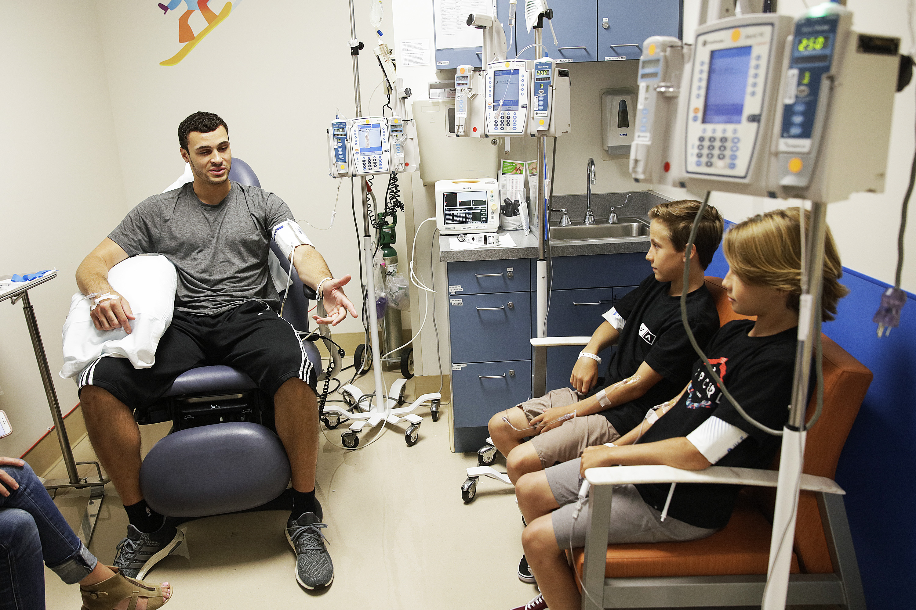 Lakers forward Larry Nance Jr. visited with patients at Cedars-Sinai on Wednesday. Photo credit: Al Cuizon/Cedas-Sinai