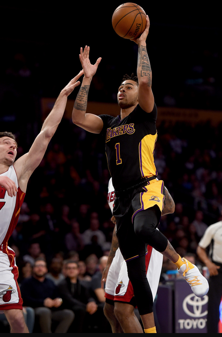 Lakers guard D'Angelo Russell expects to return on Tuesday against the Denver Nuggets. (Photo by Hans Gutknecht, Los Angeles Daily News/SCNG)