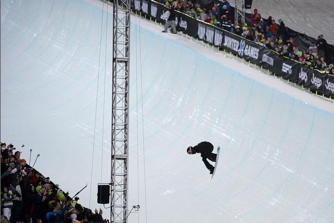 Shaun White catches air during his first run in the men's snowboard superpipe finals at the 2013 Aspen X Games on Jan. 27, 2013. (Photo by Mahala Gaylord/The Denver Post)