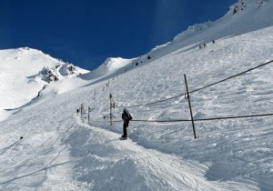 Craigieburn ski field rope tow in New Zealand (Photo courtesy of Powderhounds.com)