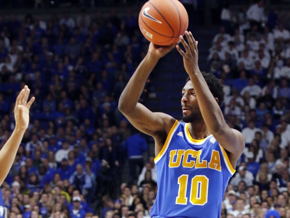 UCLA senior Isaac Hamilton was the team's leading scorer before totaling two points during the team's two-game road trip to Oregon